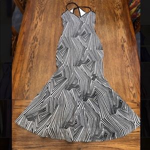 Jessica McClintock Black and White Formal Dress